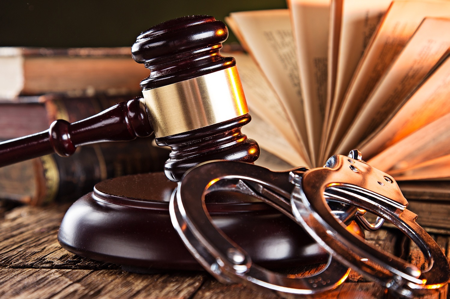 По уголовном делам 